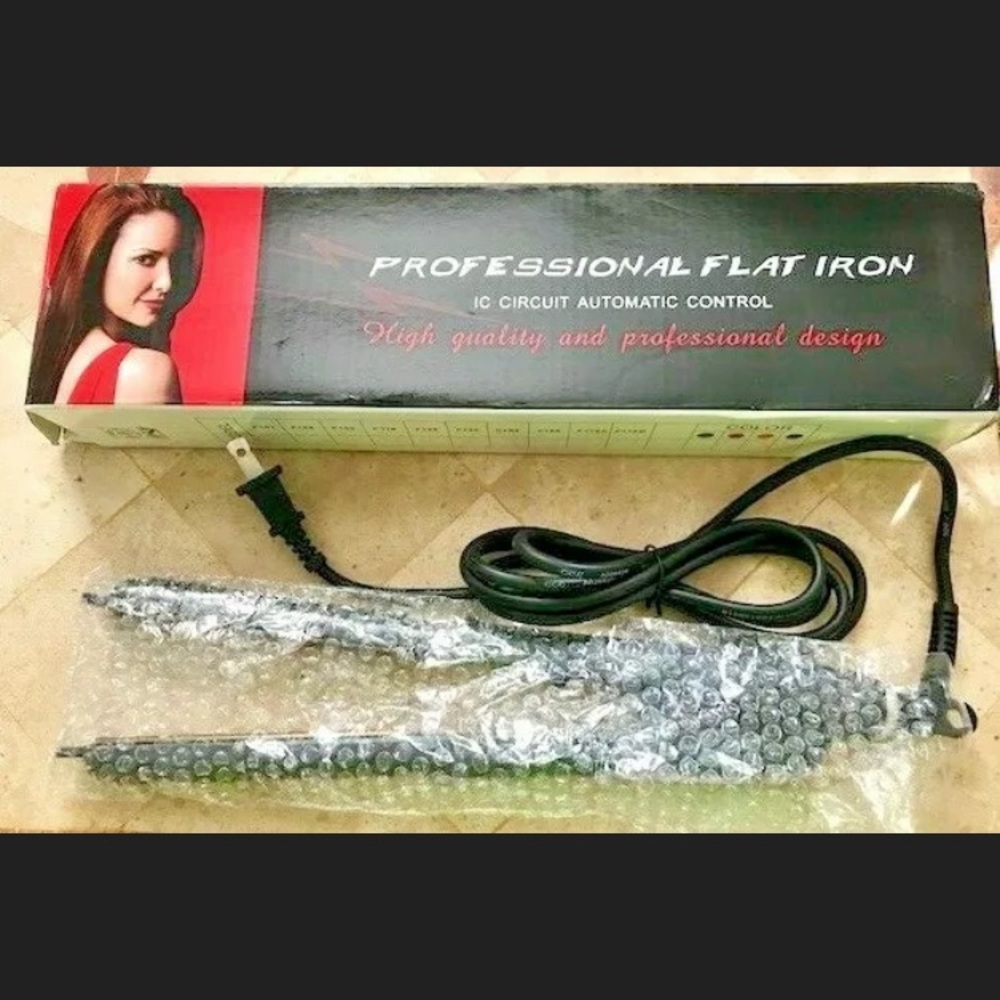 NEW in box PROFESSIONAL FLAT IRON